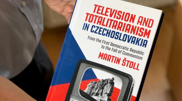 Bloomsbury vydalo prof. Štollovi knihu o historii Československé televize