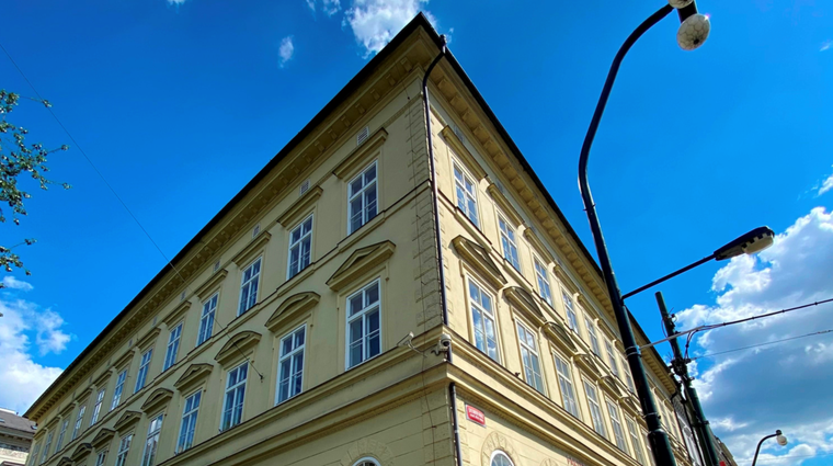 hollar building